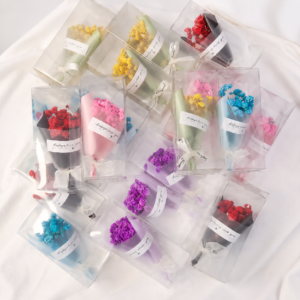 Mini dried flower bouquet